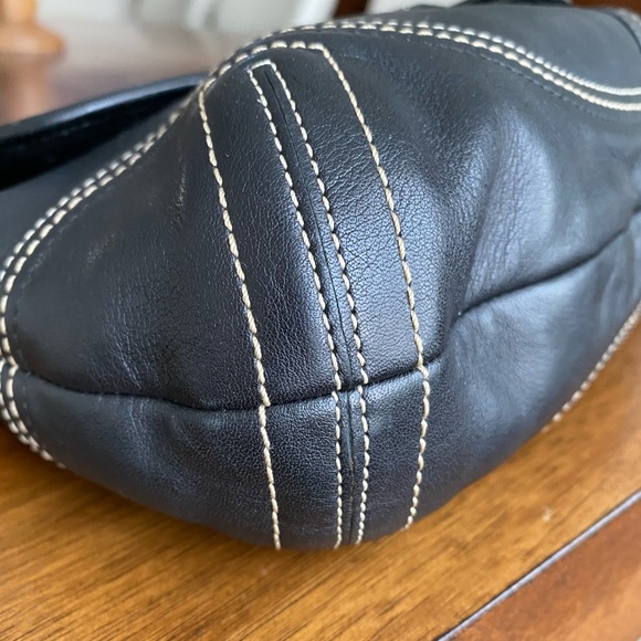 COACH Black leather bag - Picture 7 of 13